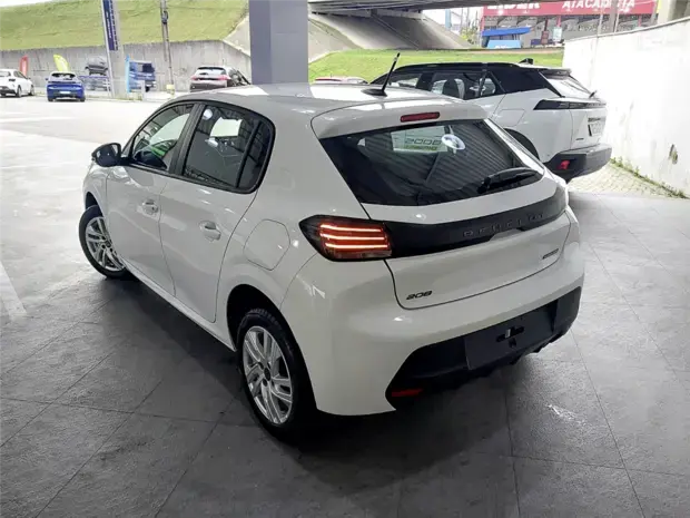Peugeot 208 1.0 TURBO 200 FLEX ACTIVE CVT