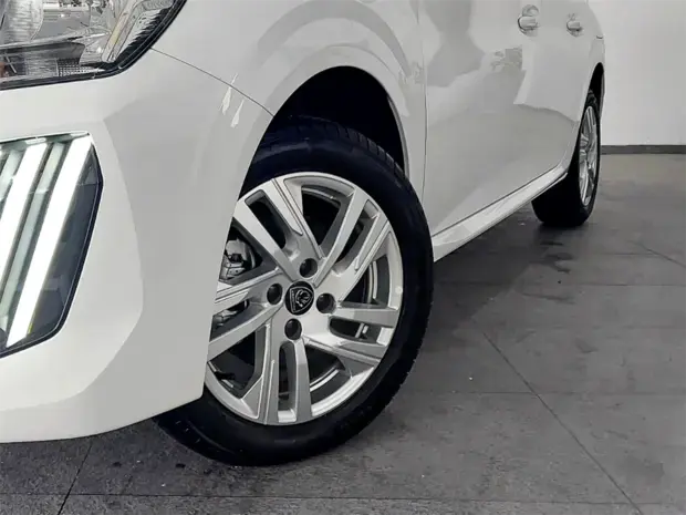 Peugeot 208 1.0 TURBO 200 FLEX ACTIVE CVT