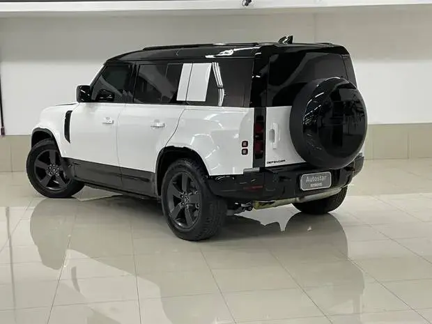 Land Rover Defender 110 X-DY HSE D350 AT (Híb.)