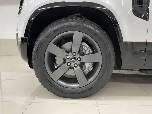 Land Rover Defender 110 X-DY HSE D350 AT (Híb.)