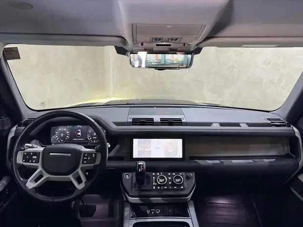 Land Rover DEFENDER 2.0 P300 GASOLINA 110 SE AWD AUTOMÁTICO