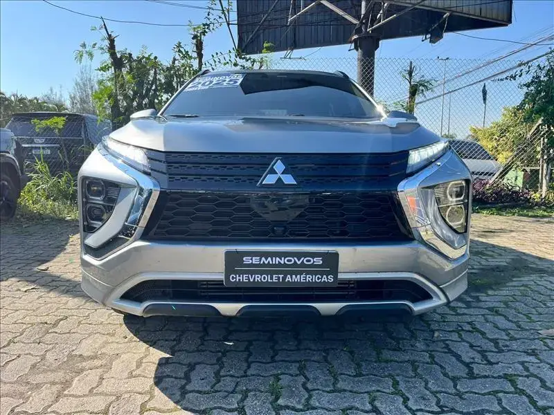 galeria ECLIPSE CROSS