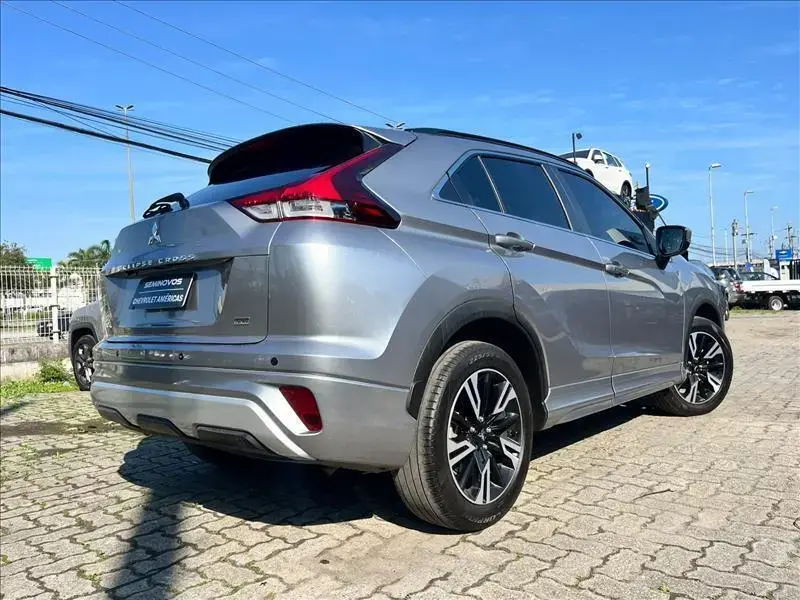 galeria ECLIPSE CROSS