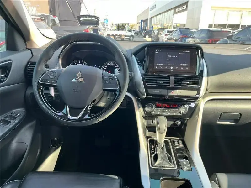 galeria ECLIPSE CROSS