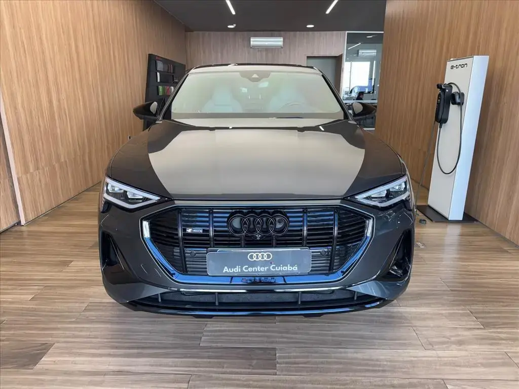 galeria E-TRON