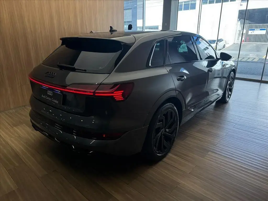 galeria E-TRON