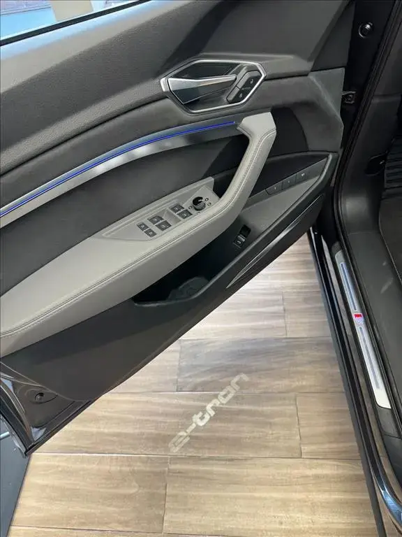 galeria E-TRON