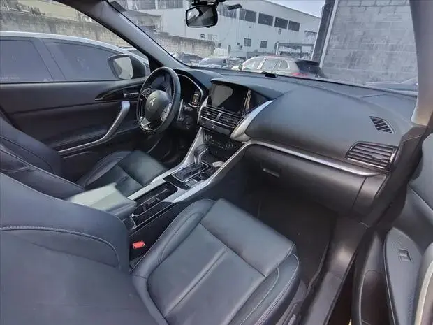Mitsubishi ECLIPSE CROSS 1.5 MIVEC TURBO GASOLINA HPE CVT