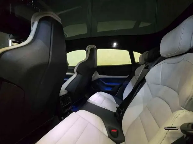 Porsche TAYCAN 4S CROSS TURISMO ELÉTRICO