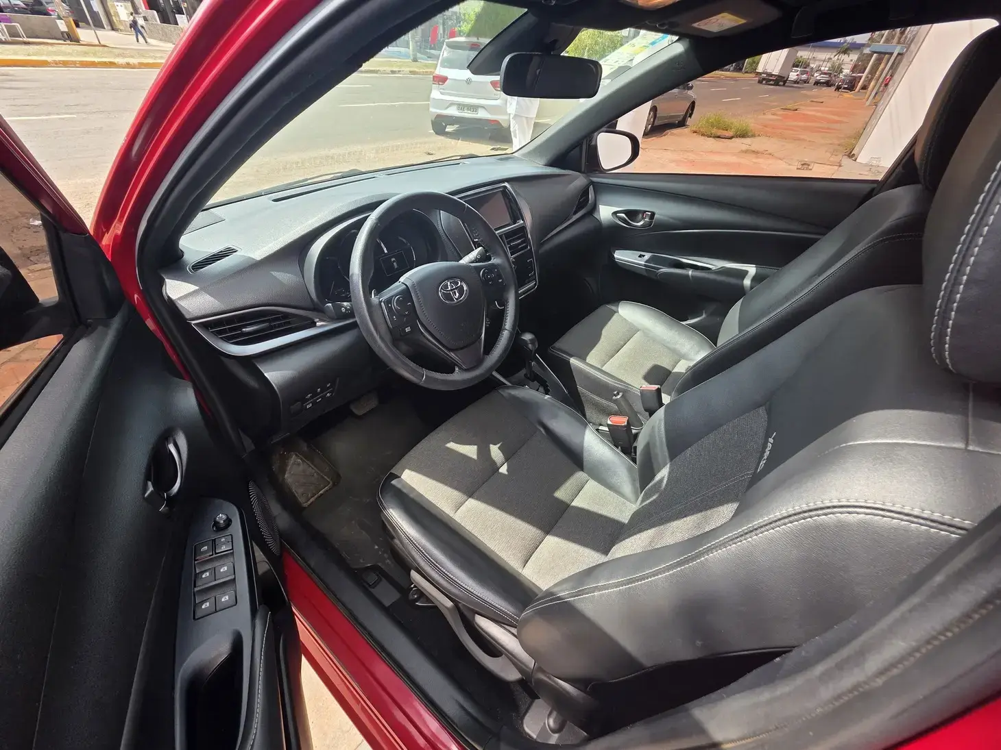 galeria YARIS