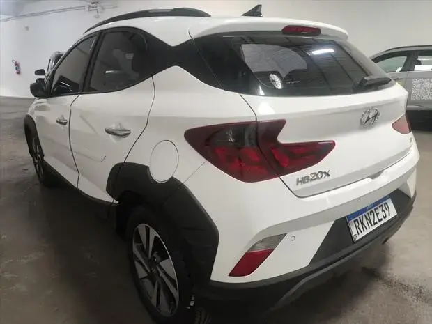 Hyundai HB20X 1.6 16V FLEX DIAMOND PLUS AUTOMÁTICO