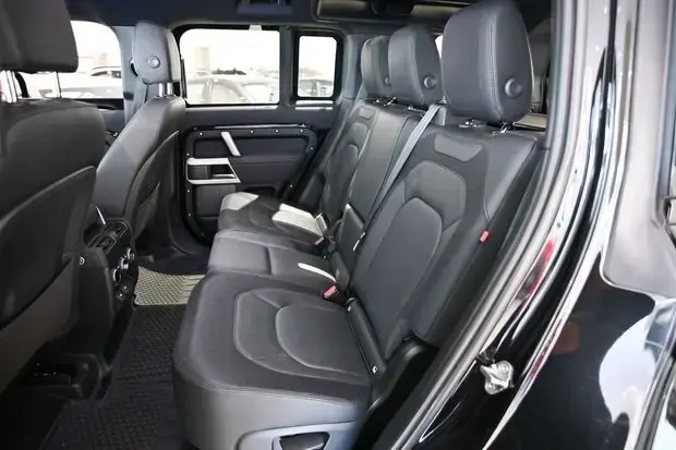 Land Rover Defender 110 X-Dynamic SE 3.0 Turbodiesel (Aut.) (Híb.)