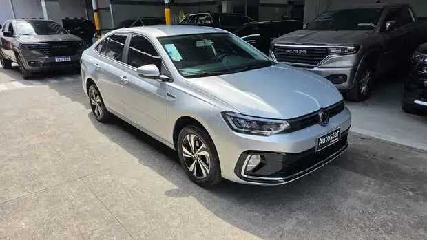 Volkswagen Virtus Comfortline 1.0 200 TSI
