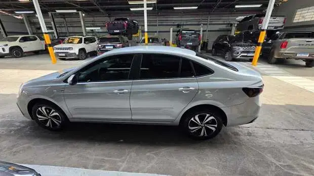 Volkswagen Virtus Comfortline 1.0 200 TSI