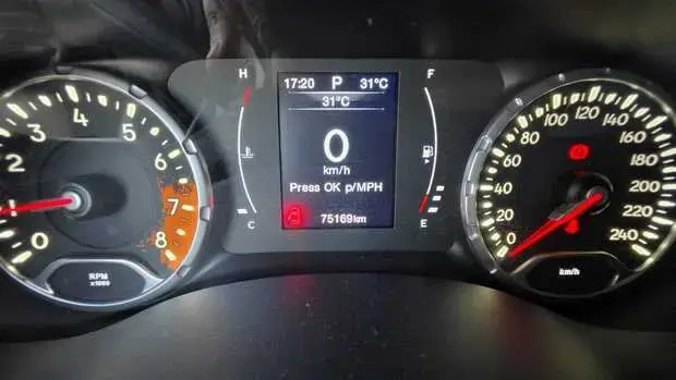 Jeep Renegade Longitude 1.8 4x2 (Aut) (Flex)