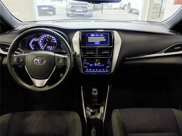 Toyota YARIS 1.3 16V FLEX XL MULTIDRIVE