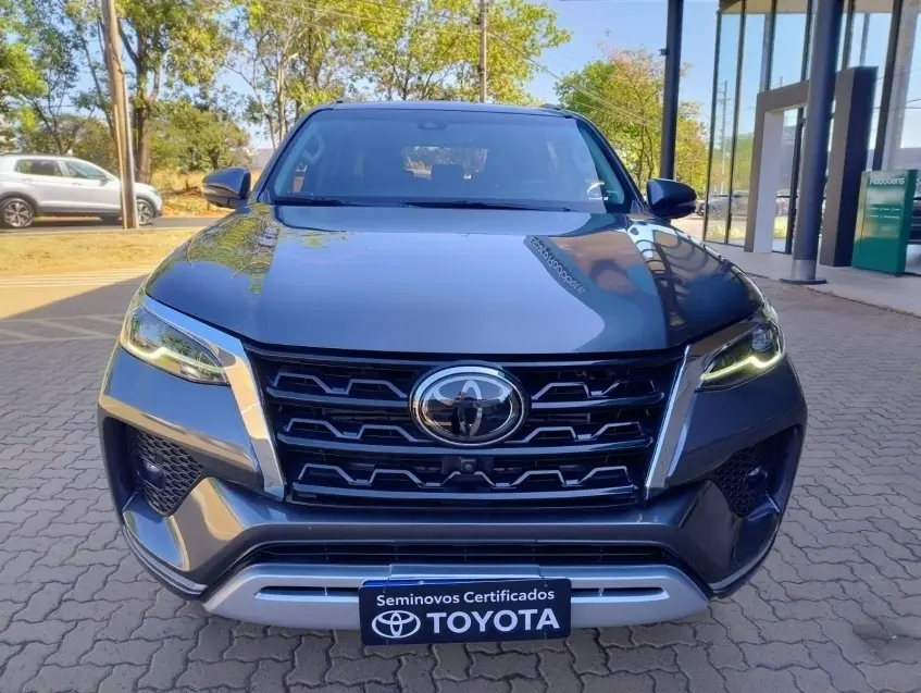 galeria HILUX SW4