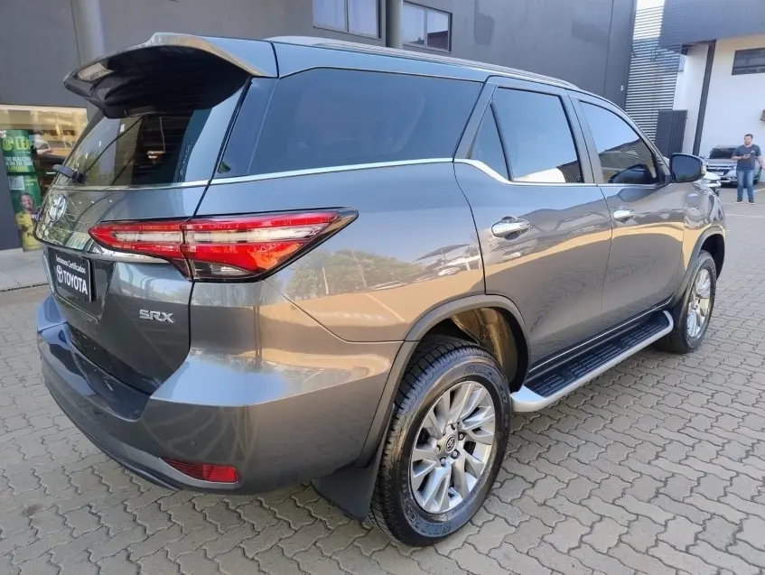 galeria HILUX SW4