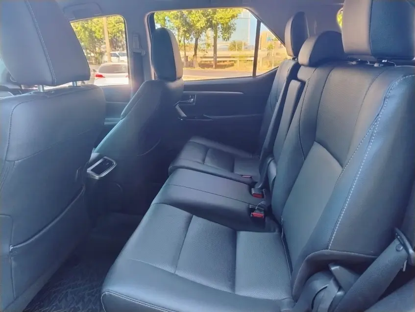 galeria HILUX SW4