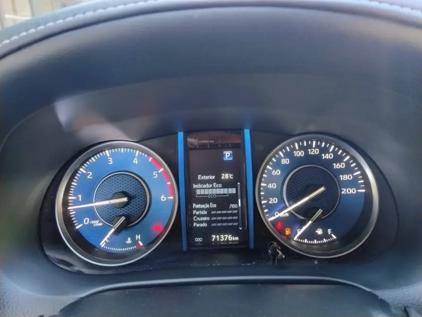galeria HILUX SW4