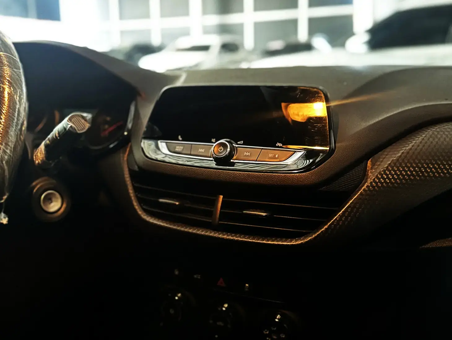 galeria Chevrolet Onix 1.0 MT HB