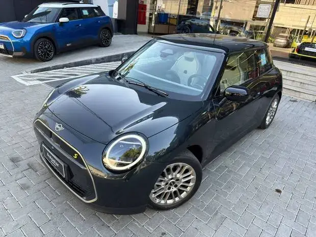 Mini Cooper SE (Elétrico)
