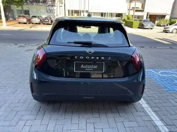 Mini Cooper SE (Elétrico)