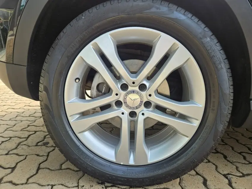 galeria GLA 250
