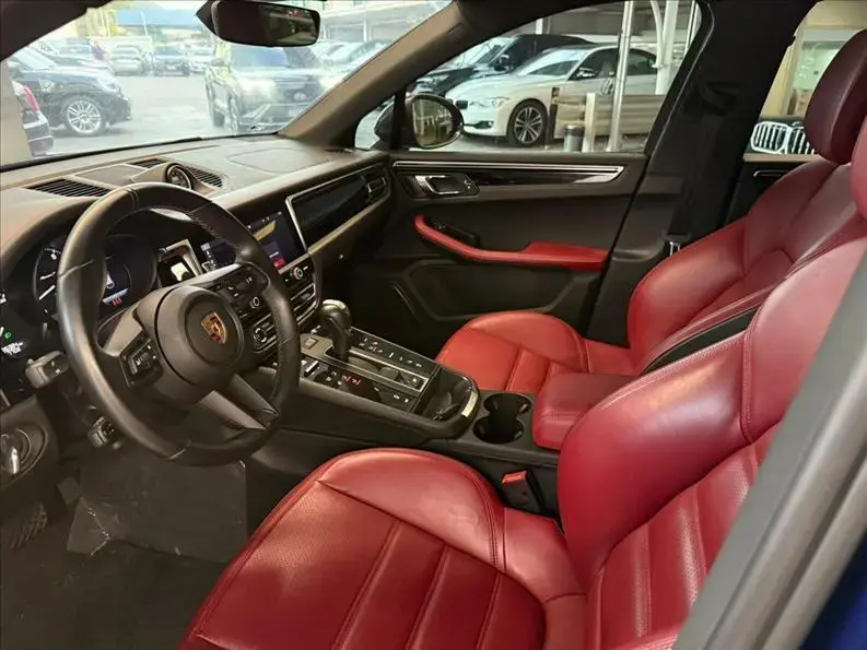 galeria MACAN
