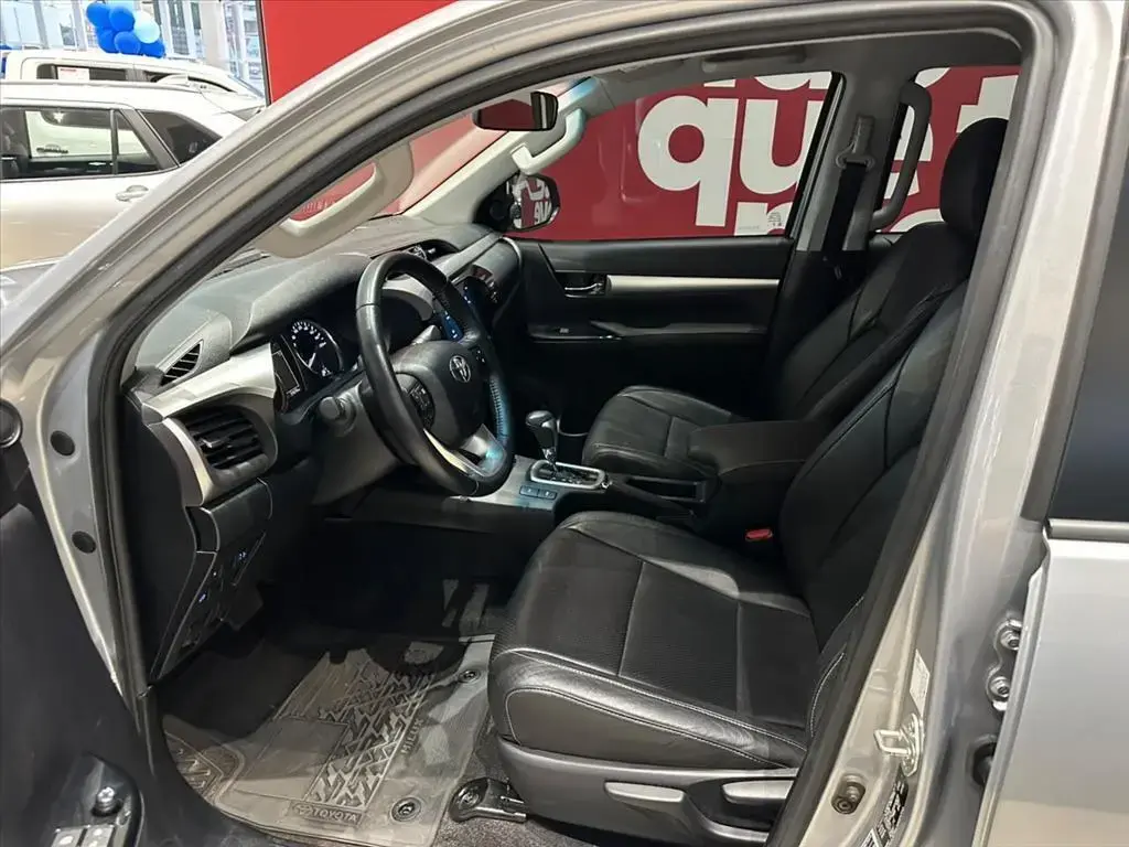 galeria HILUX