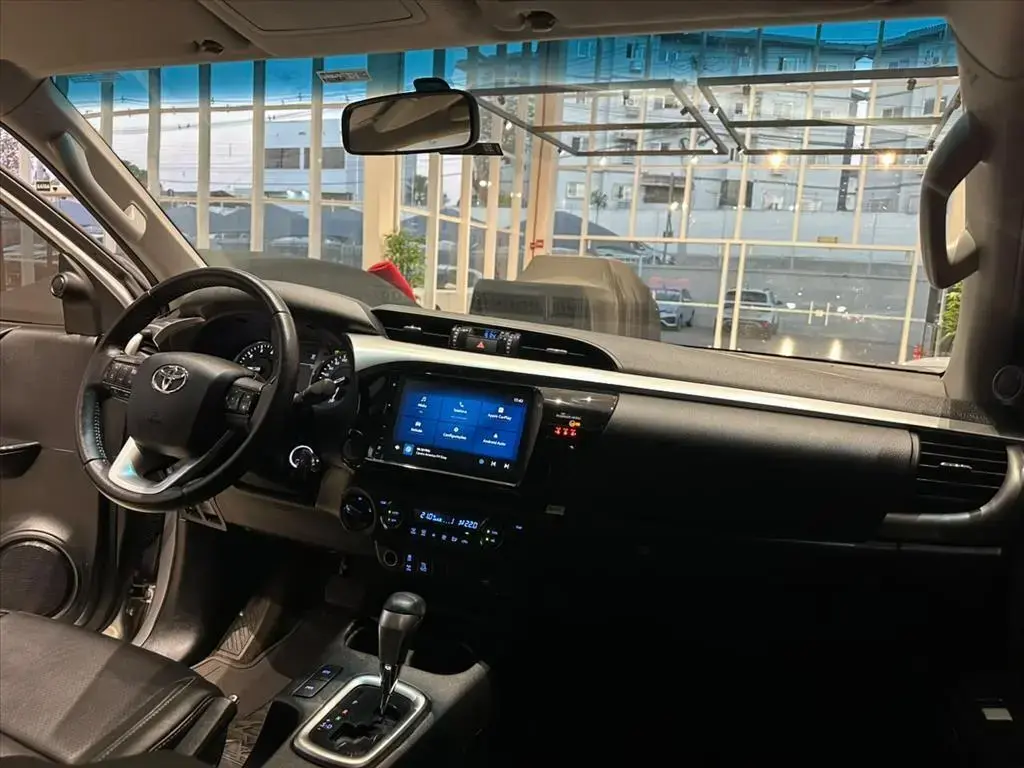 galeria HILUX