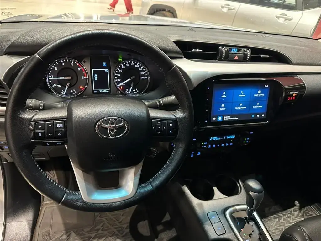 galeria HILUX