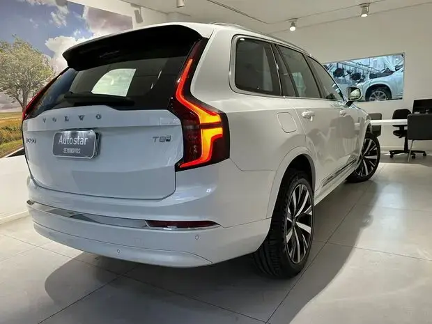 Volvo XC90 Plus PHEV