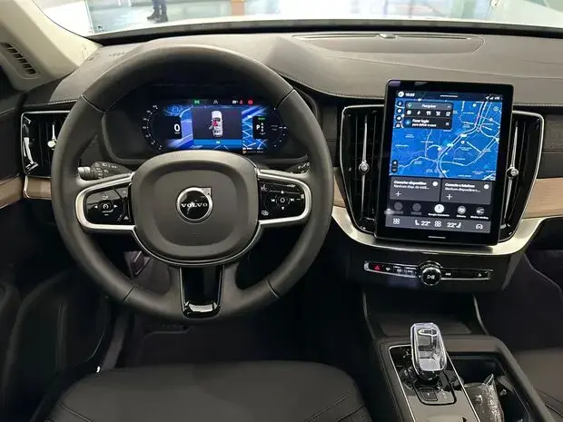 Volvo XC90 Plus PHEV