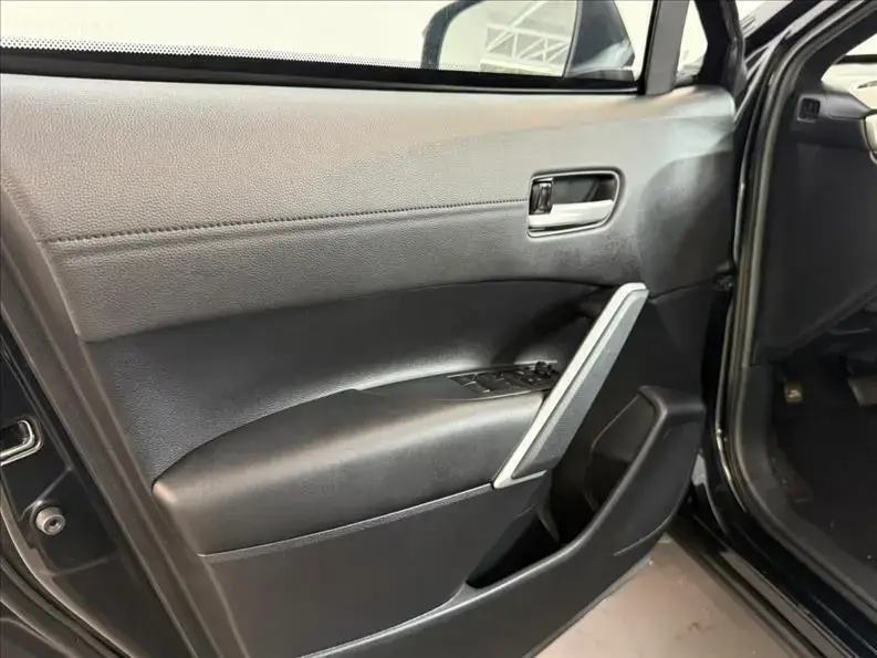 galeria COROLLA CROSS