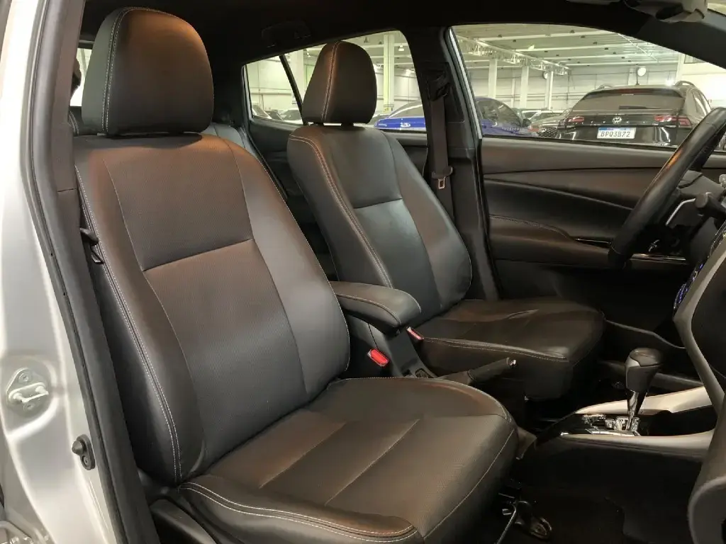 galeria YARIS