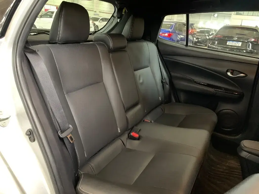 galeria YARIS