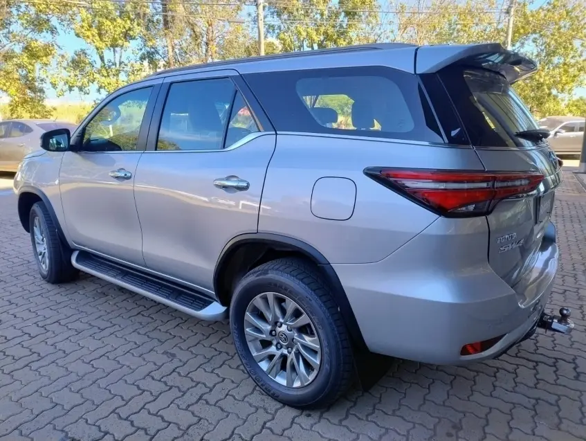 galeria HILUX SW4