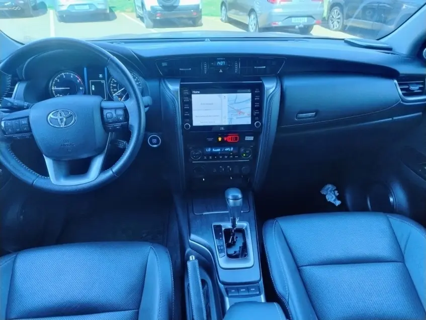 galeria HILUX SW4