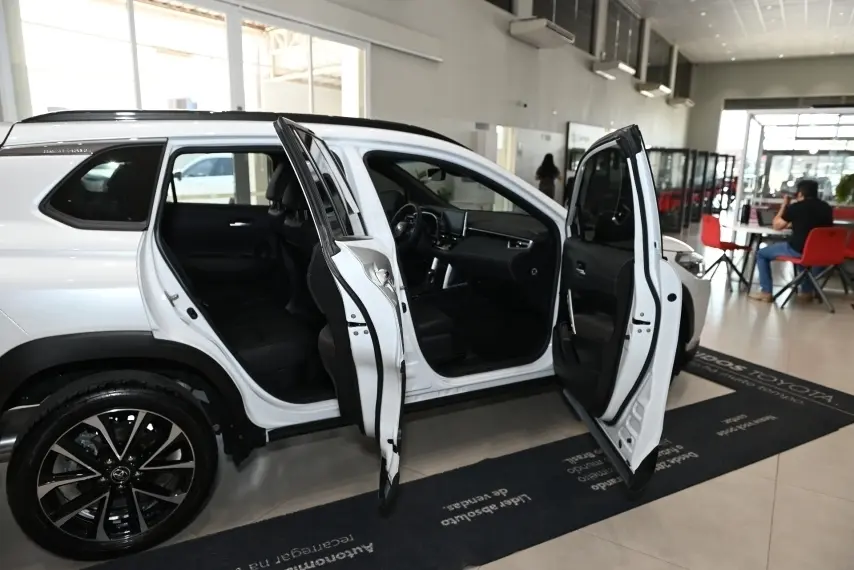 galeria COROLLA CROSS