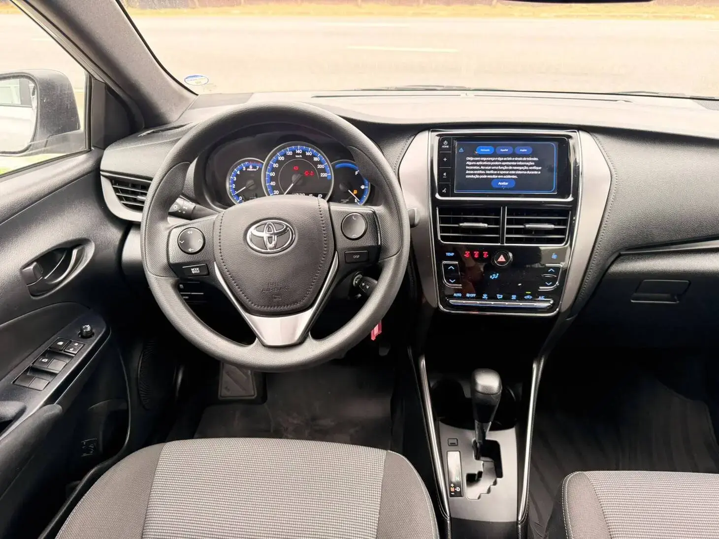 galeria Yaris