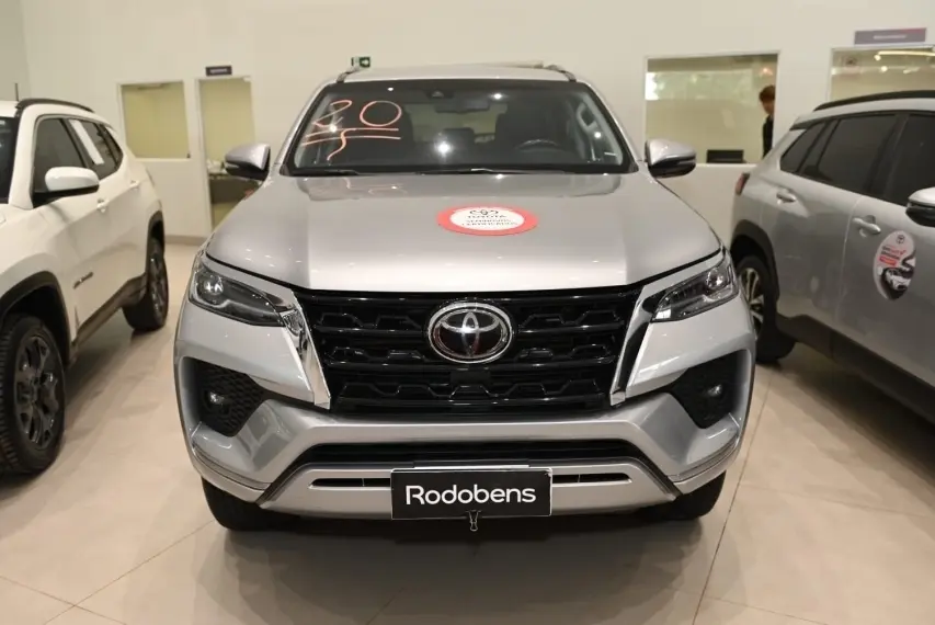 galeria HILUX SW4