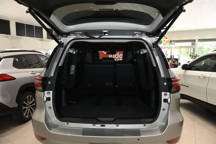 galeria HILUX SW4