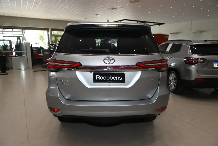 galeria HILUX SW4