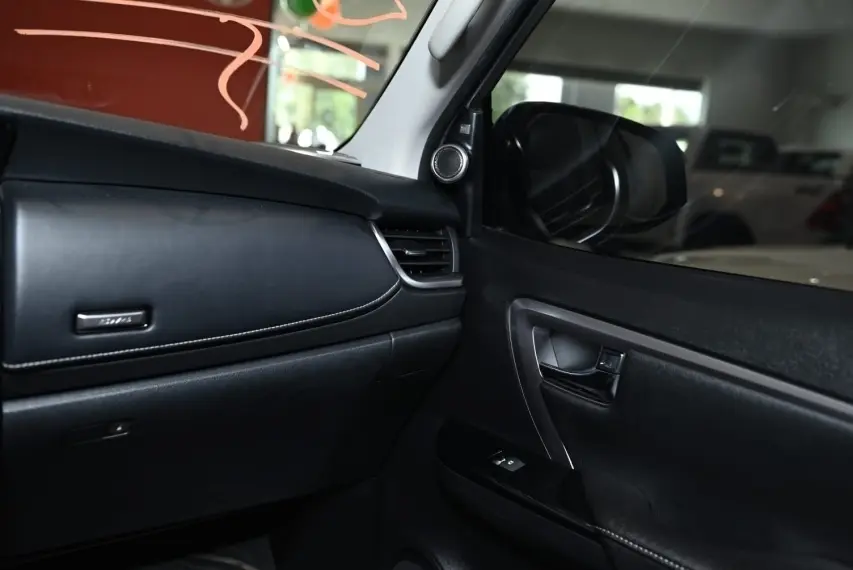 galeria HILUX SW4