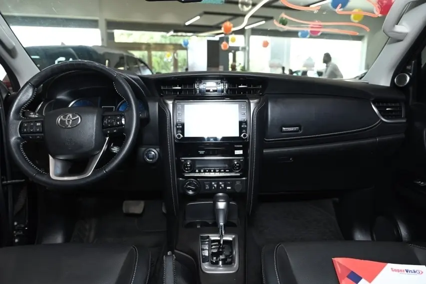 galeria HILUX SW4