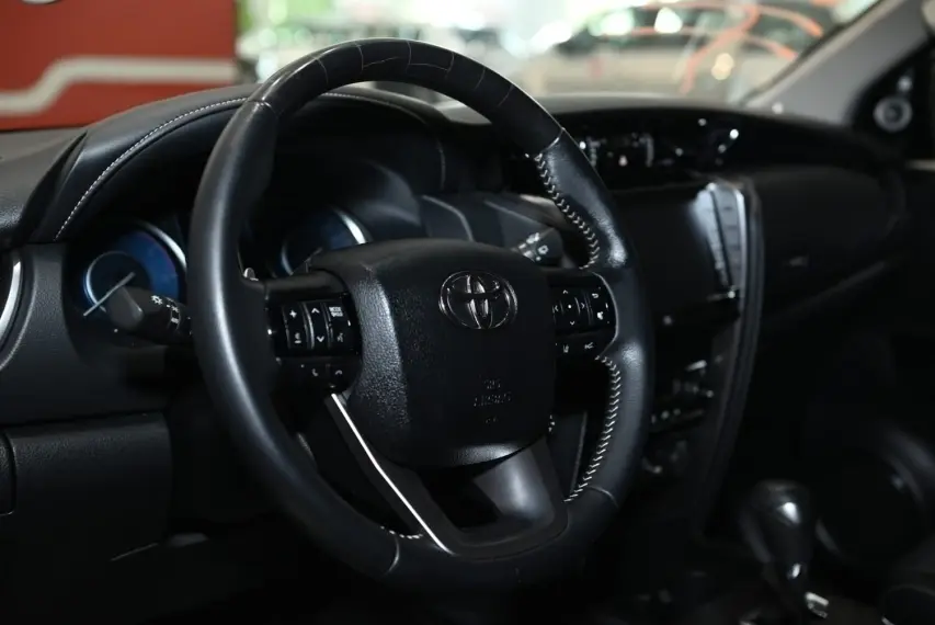 galeria HILUX SW4