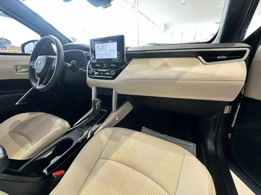 galeria COROLLA CROSS