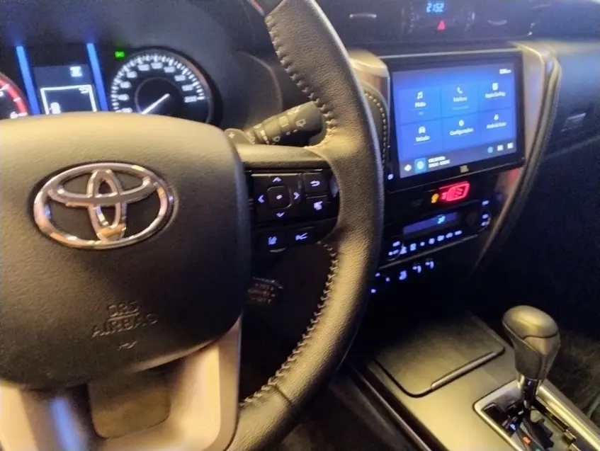 galeria HILUX SW4