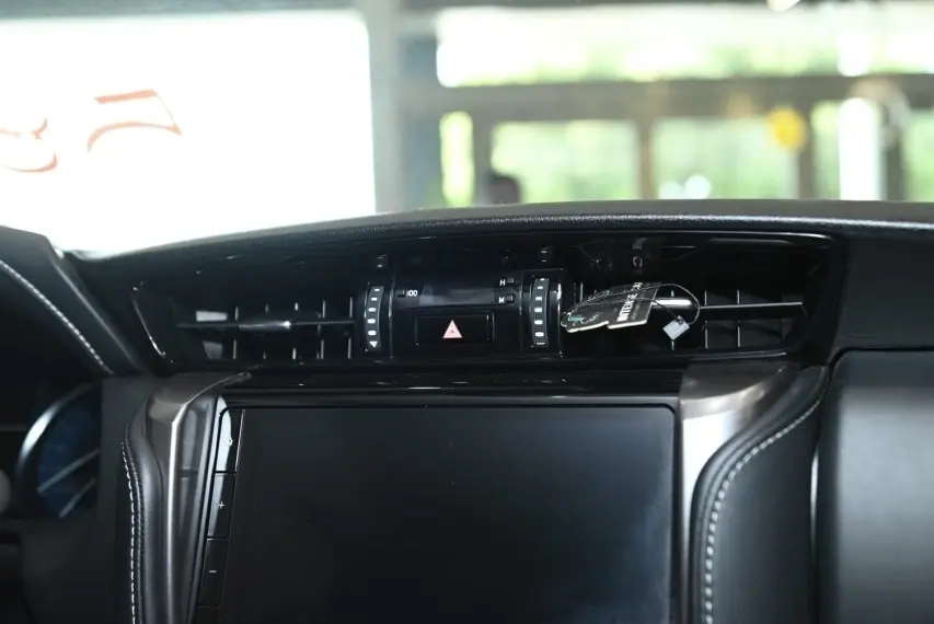 galeria HILUX SW4